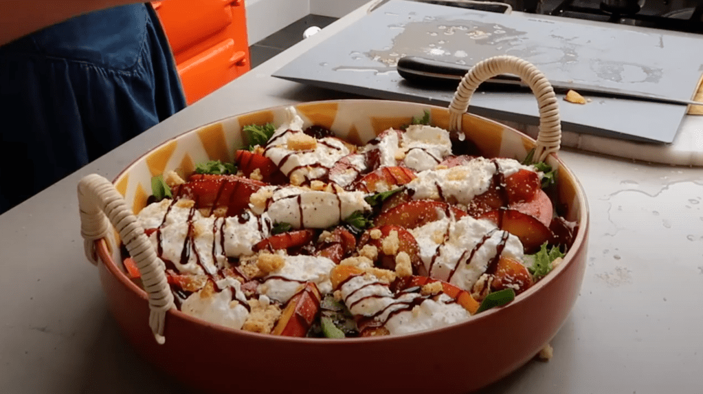 ZOE’S SUMMER SALAD