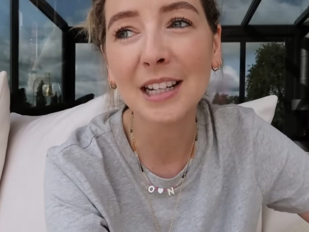 Zoe Sugg’s personalized beaded Necklace Featuring Ottilie & Novie’s&nbsp;Initials
